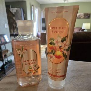 Bath & Body Works Pretty as a Peach Body Wash and Cream